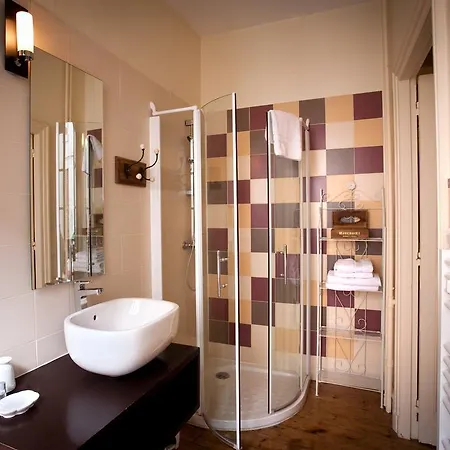 Chambres D'hotes Au Nid Des Thes *